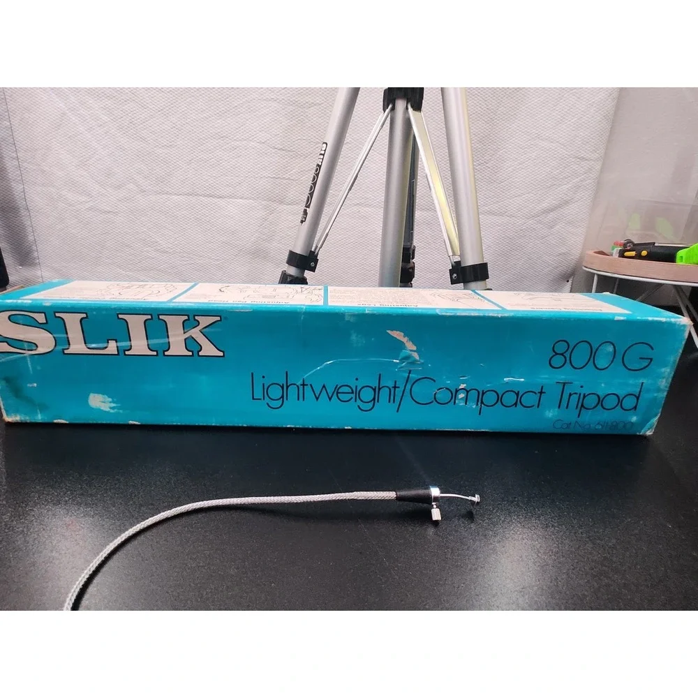 Vintage SLIK 800G Folding Lightweight Aluminum‎ Camera Tripod Stand